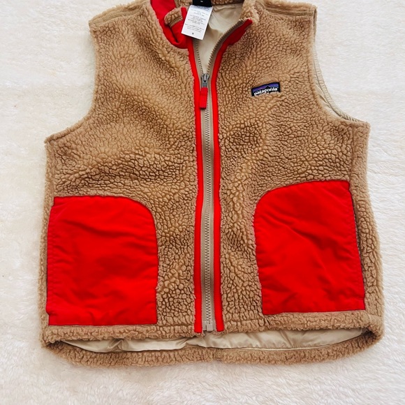 Patagonia Other - Patagonia Kids Tan Sherpa Vest with Red Accents
